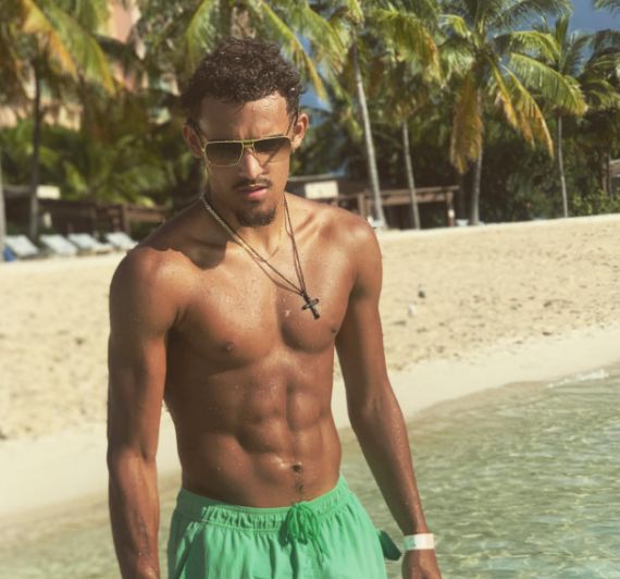 上周全球TOP5:Elk五杀第三,Zeus四杀第二,Peyz丝血操作第一